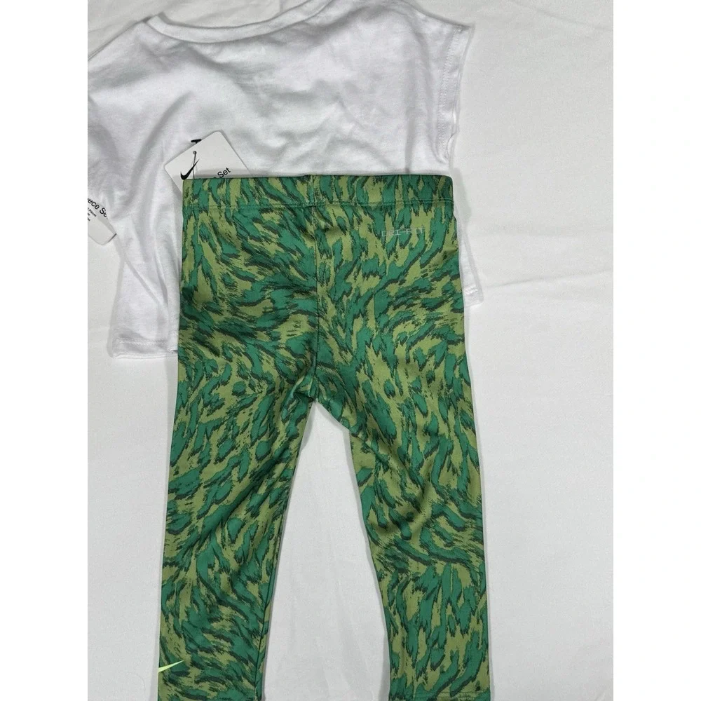 NWT Nike 2 Piece Outfit Shirt & Dri Fit Leggings Girls Size 18 Months Green